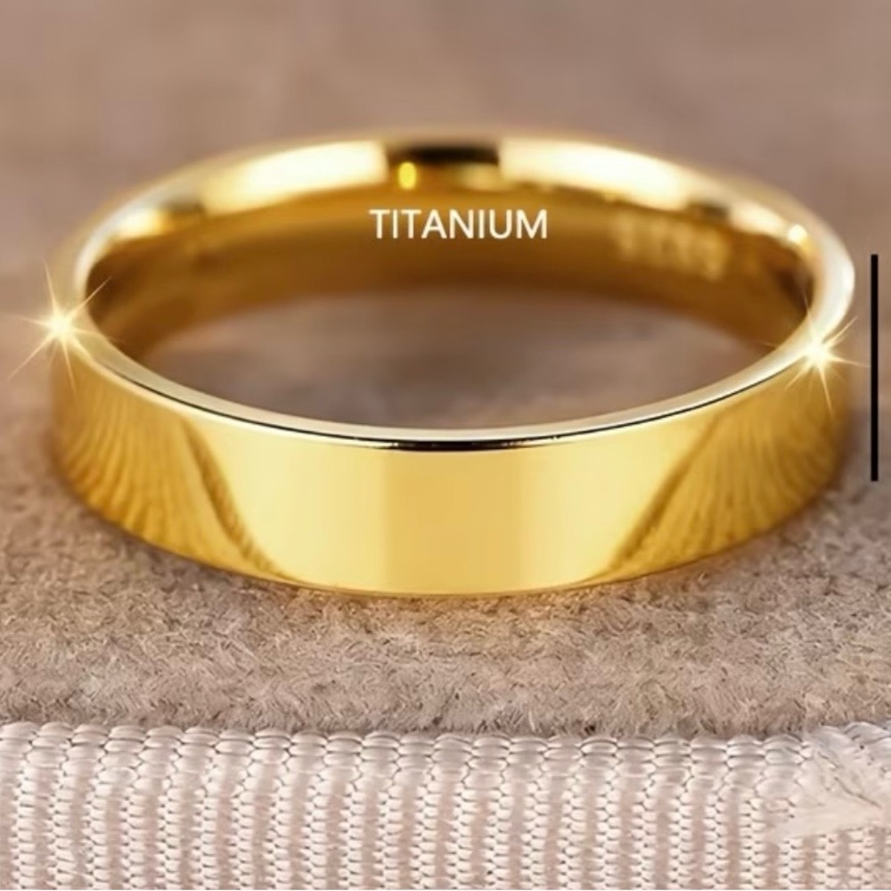 Women’s Luxury Collection 18k Gold Plated 4mm Polished Finish Band Size 6